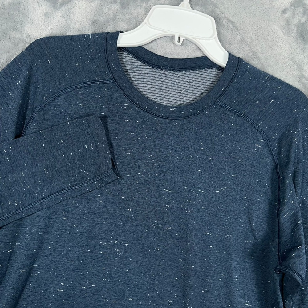Lululemon Metal Vent Tech Long Sleeve Shirt Mens Medium Blue Crewneck Gym Train